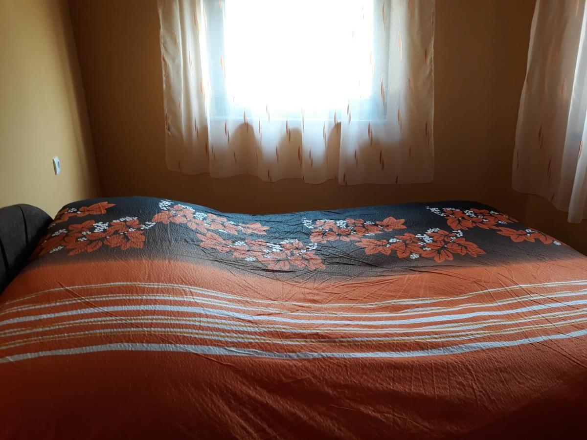 Andi Apartman Pacir Экстерьер фото