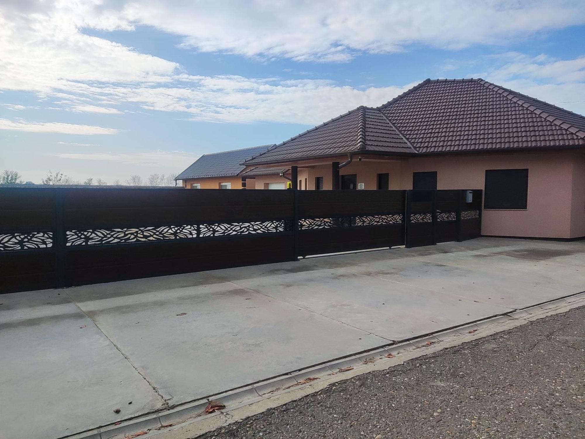 Andi Apartman Pacir Экстерьер фото